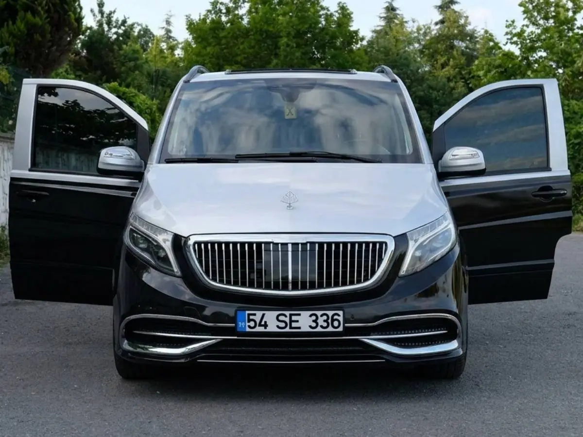 Ada Sena Tur deneyimli ve SRC belgeli profesyonel servis şoförleri - Sakarya
